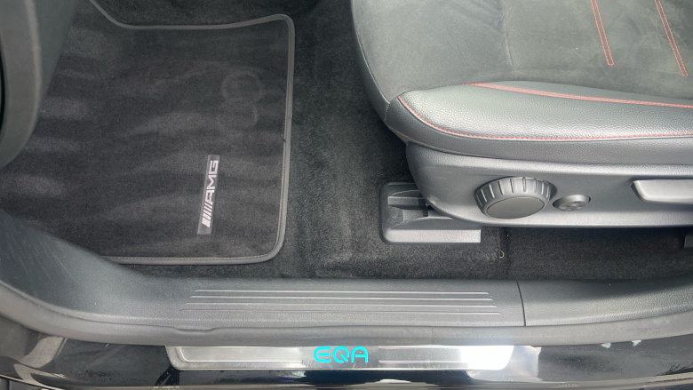 Mercedes-Benz Eqa 250 140kW AMG Line Premium 66.5kWh 5dr Auto Electric Hatchback